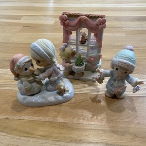Enesco Precious moments holiday bundle